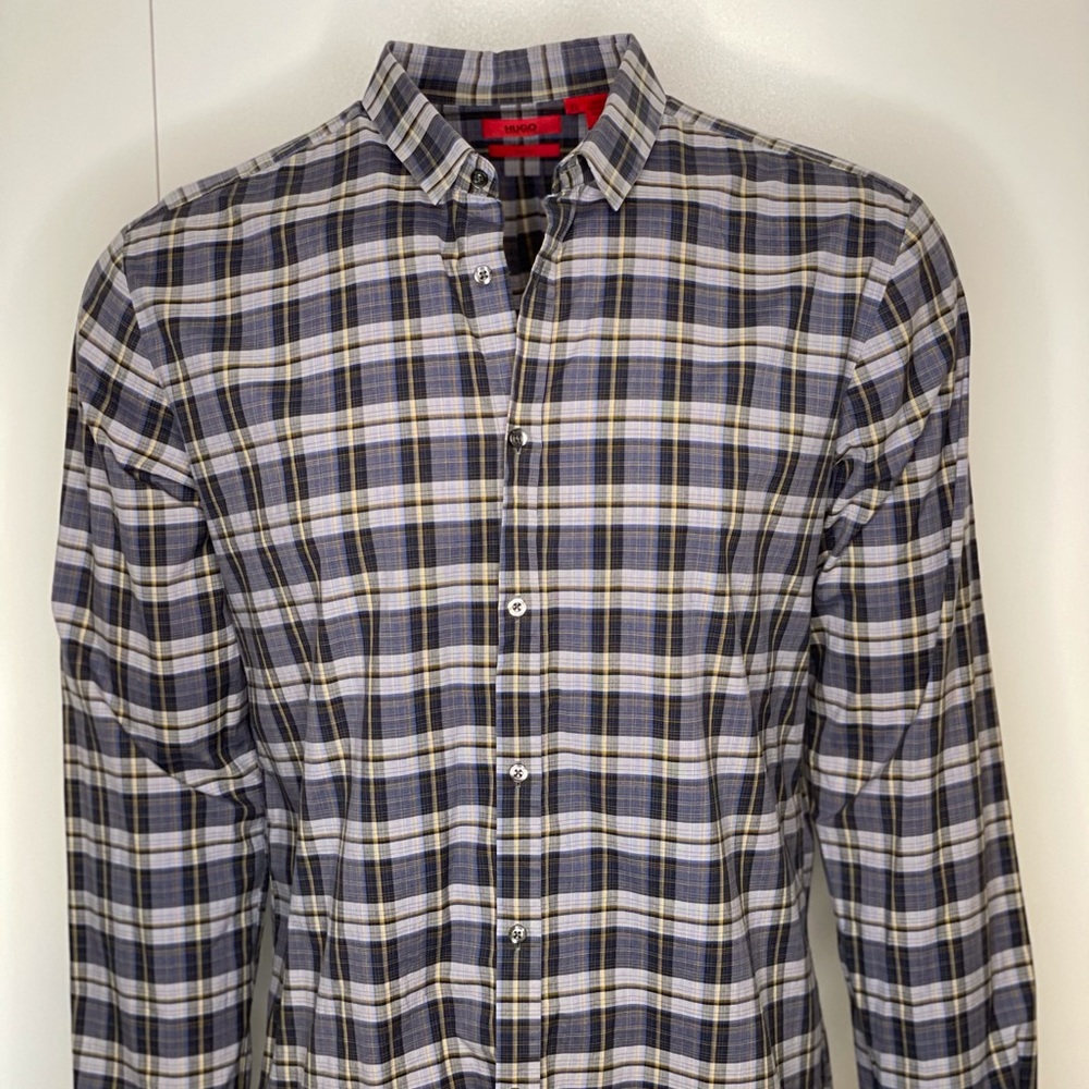 Hugo Boss long sleeve. Slim fit